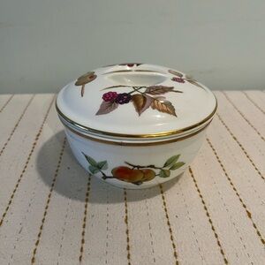 Royal Worcester Evesham Small Bowl w Lid